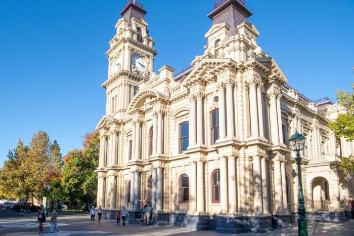 Bendigo Town Hall