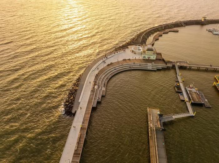 St Kilda Pier Kiosk