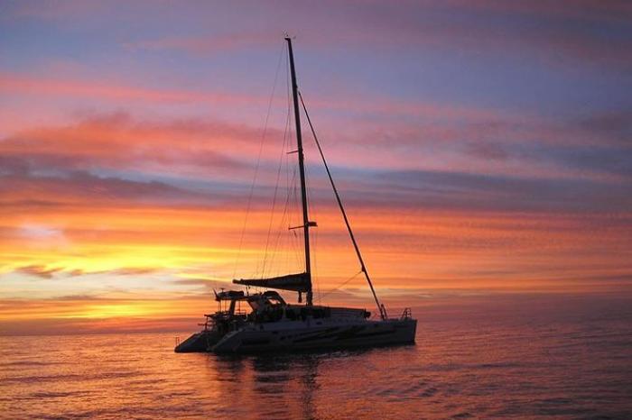 Sunset Cruise | Dinner and Sparkling Wine