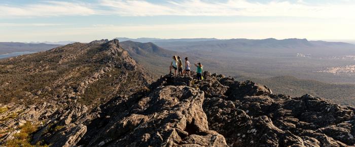 Grampians National Park + MacKenzie Falls Tour Grampians National Park + MacKenzie Falls Tour