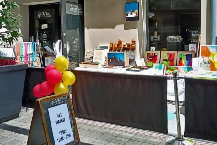 Arts and Crafts Clearance Market - East Melbourne