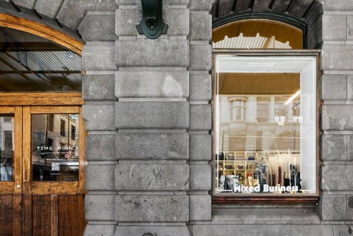 Mixed Business Store