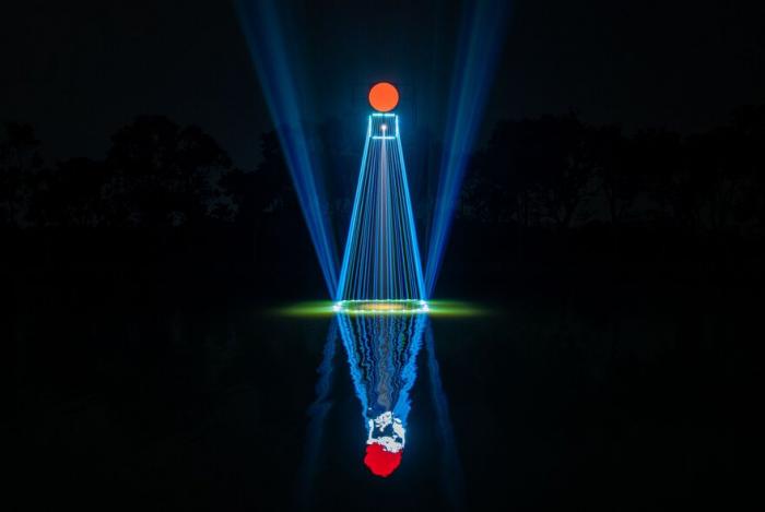 Multimmersion: Upside Down V2 - Free Light Show