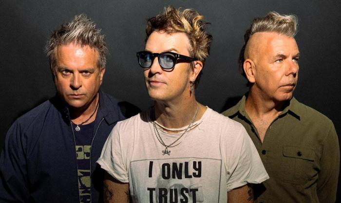 The Living End - Live At The Gardens