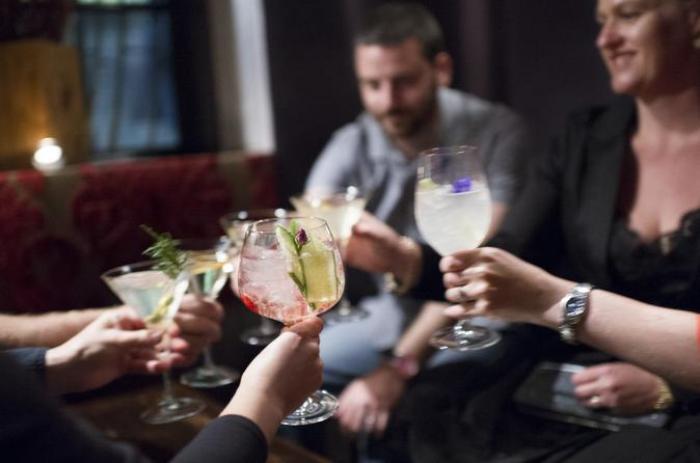 Hidden Bar and Cocktail Walking Tour Hidden Bar and Cocktail Walking Tour