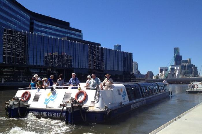 Port of Melbourne and Docklands Sightseeing Cruise